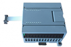 ZZ - 200 series programmable controller  EM223 - TEMP